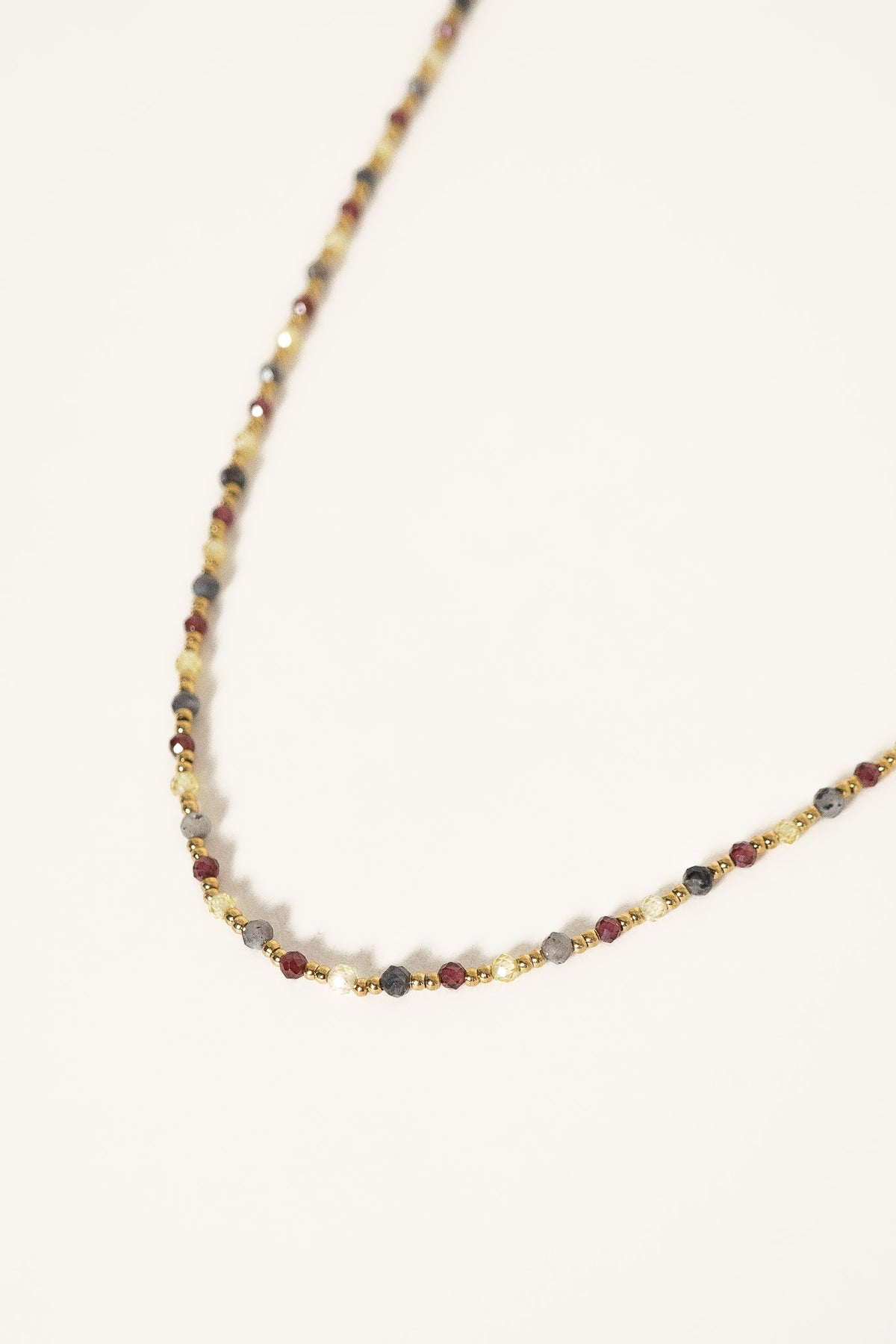 collier-emile-violet-gris-acier-inoxydable